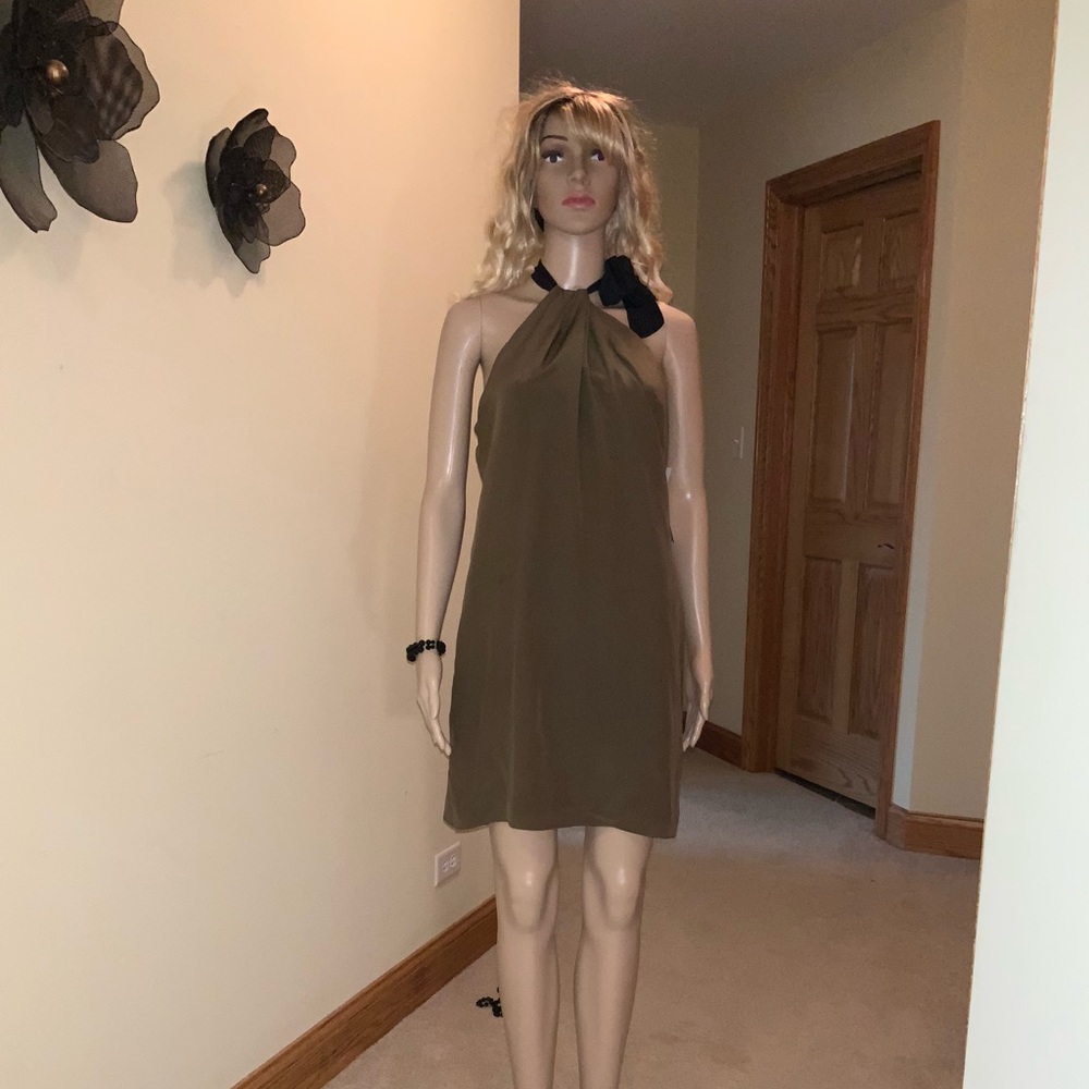 👗👗ZEUSS SILK DRESS WITH BOW